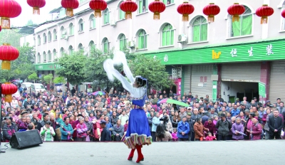 机制创新让群文中心活起来
