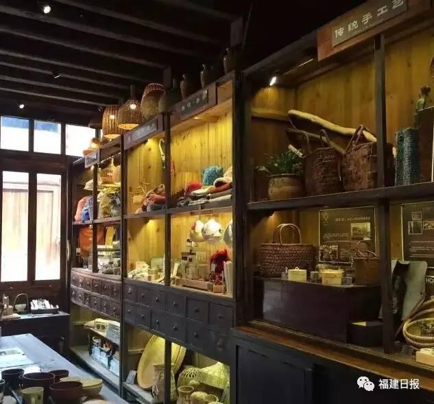 厉害了!这群年轻人!帮助很多贫困户,还把这个古镇发展成文创旅游大镇!