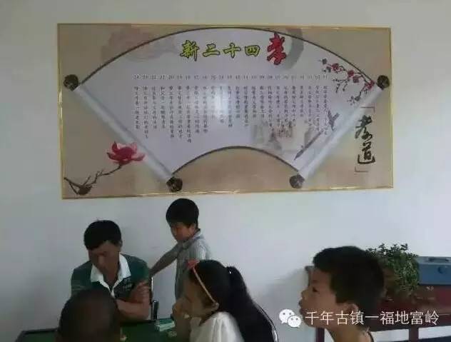总有人说农村文化已经消失了 这些人用大半辈子的时光为农村文化正名
