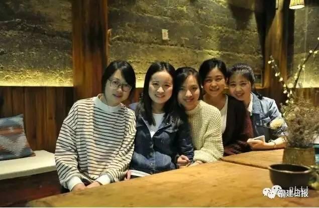 厉害了!这群年轻人!帮助很多贫困户,还把这个古镇发展成文创旅游大镇!