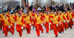 东风夜放花千树 各地多彩活动迎元宵