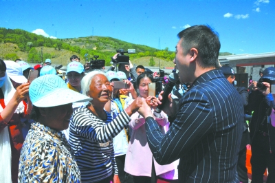 京津冀推动文艺志愿服务纵深发展——到人民中去